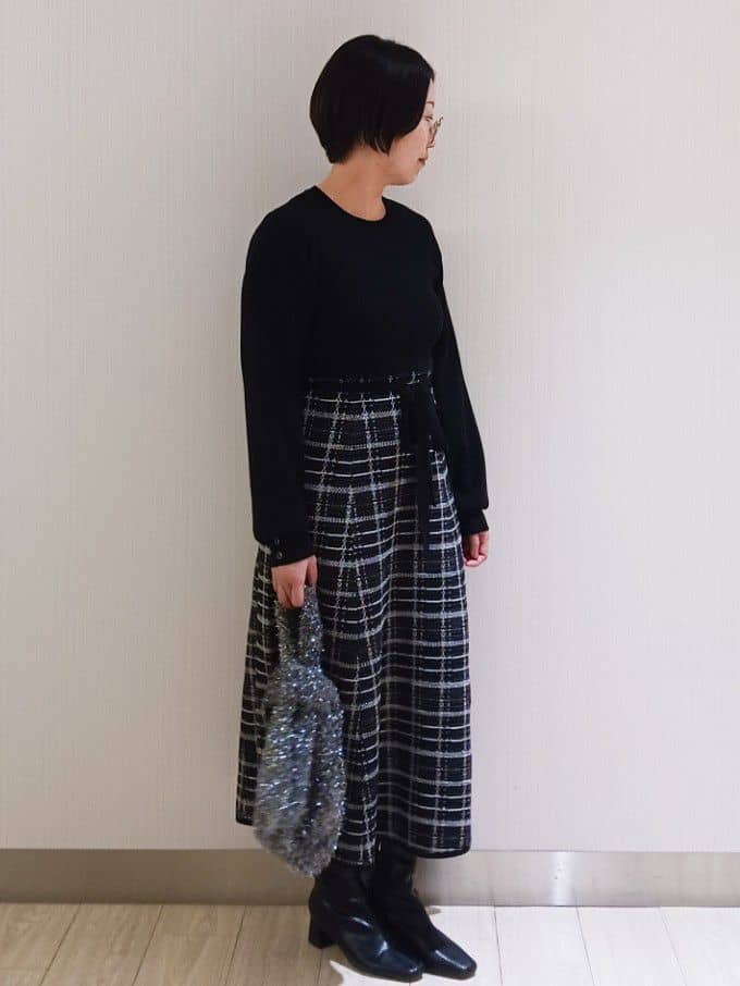 KaHoさんの「index｜チェックラメジャカードニットワンピース」を使ったコーディネート