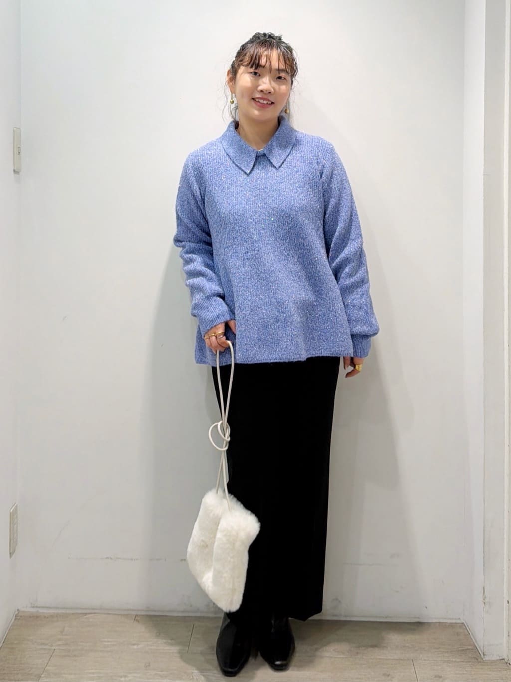 sumicaさんの「OPAQUE.CLIP｜スパンコールラメ衿2WAYペプラムニット【洗濯機OK】」を使ったコーディネート
