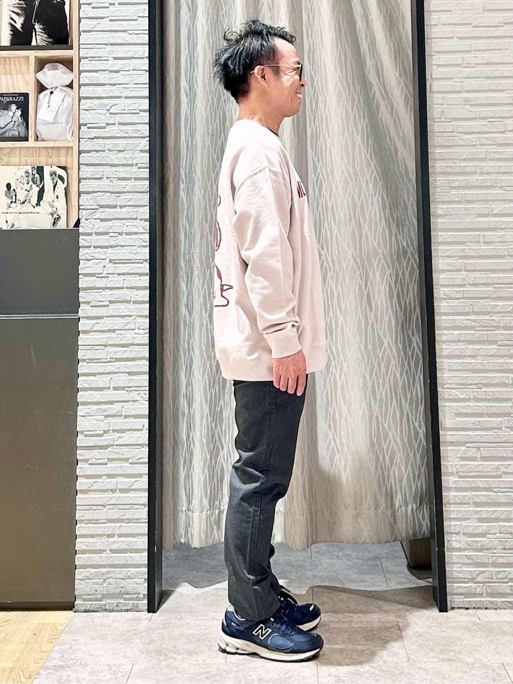 KENJI Iさんの「THE SHOP TK｜PEANUTS ／ ピーナッツ スヌーピー ミニ裏毛スウェット」を使ったコーディネート