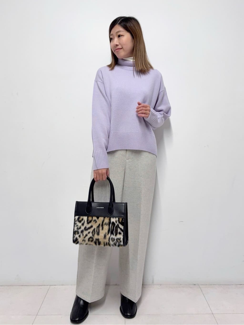 Nishijimaさんの「DRESSTERIOR｜◆フェイクファーコンビリサイクルレザートートバッグ」を使ったコーディネート