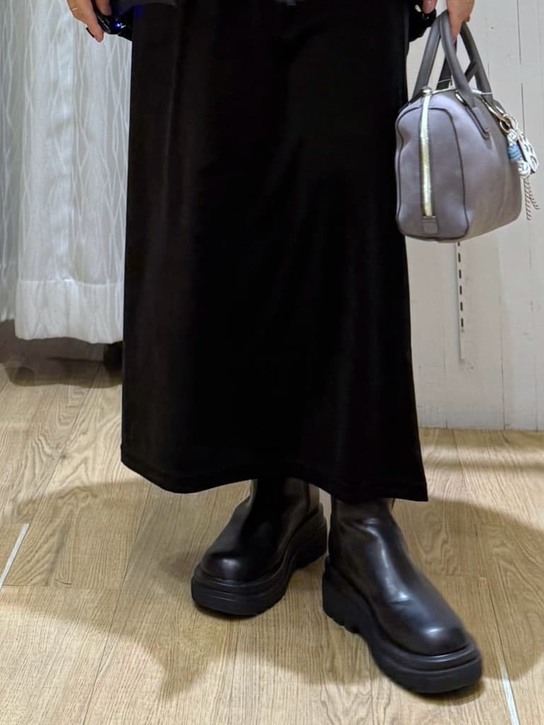 chさんの「THE SHOP TK｜【すっきり見えシルエット】上品ふわもこ中綿ブルゾン」を使ったコーディネート