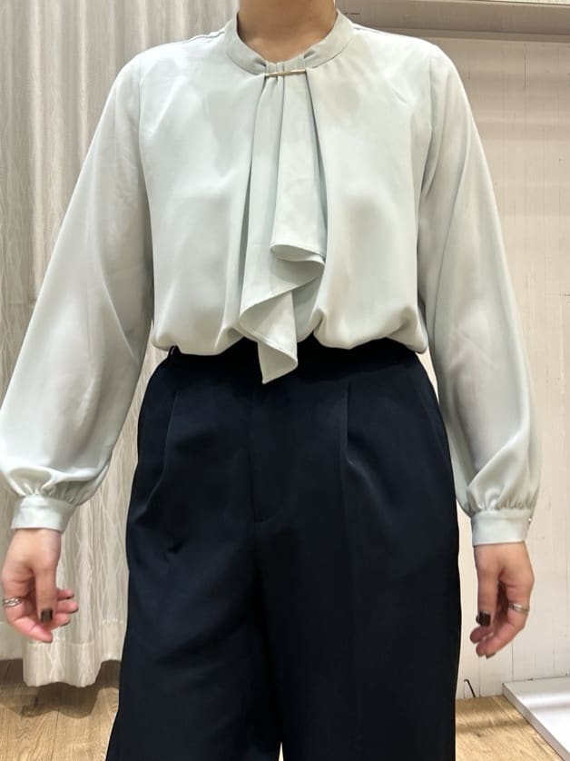 ga_riさんの「THE SHOP TK｜【通勤・きちんと見えに】ダブルクロス ペプラムジレ/セットアップ可」を使ったコーディネート