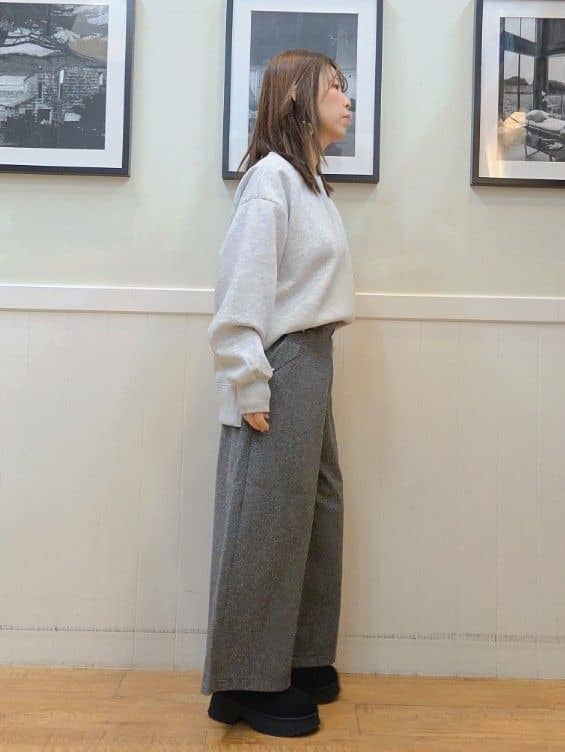 nao.さんの「SHOO･LA･RUE｜【高レビュー】ウエストゴムで穿きやすい　ガウチョパンツ」を使ったコーディネート