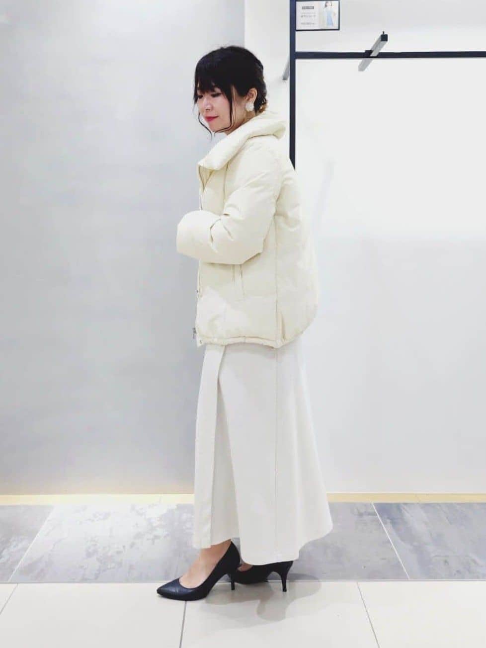 TOMOMIさんの「INDIVI｜ボアミドルバッグ」を使ったコーディネート