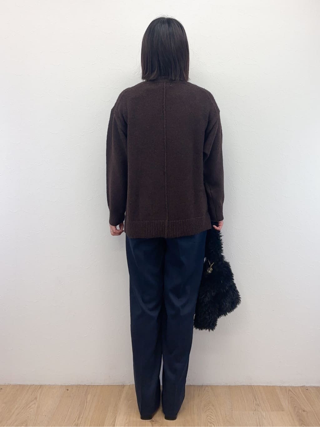 Takeさんの「OPAQUE.CLIP｜リラクシークルーネックニット【洗濯機OK】」を使ったコーディネート