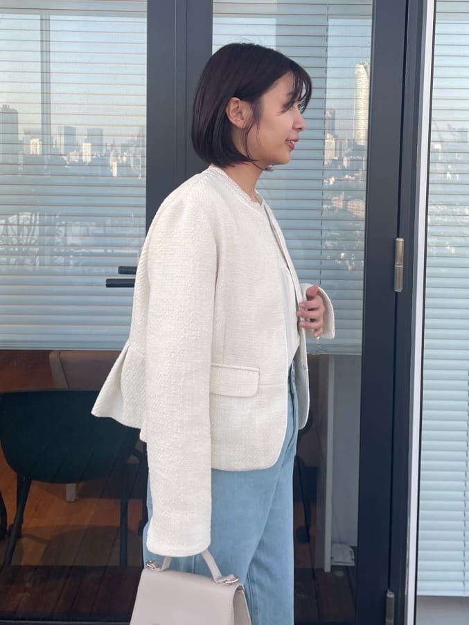 abeさんの「Couture brooch｜【ハレの日・通勤】レースドッキング ブラウス」を使ったコーディネート