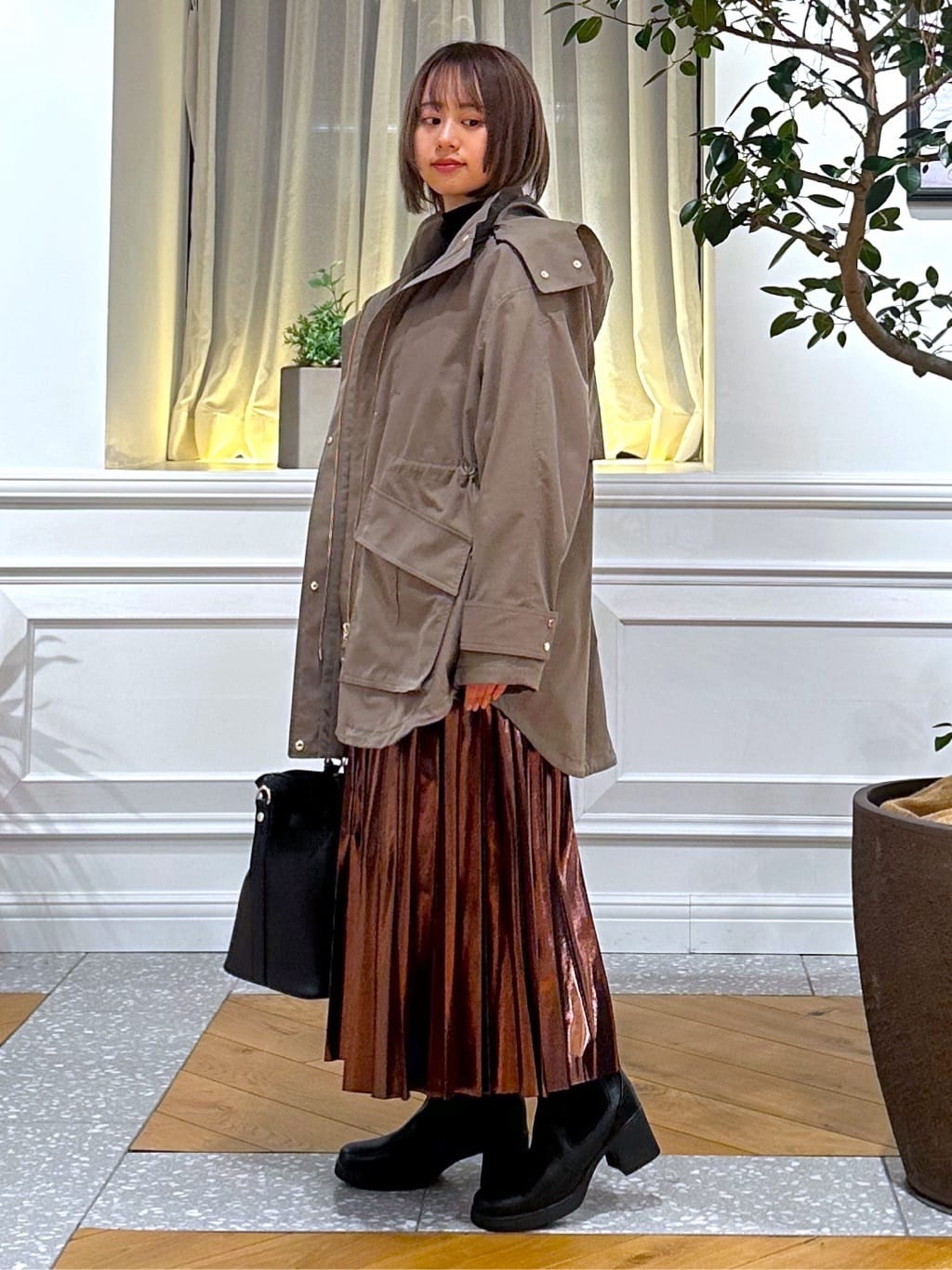 なべこさんの「DRESSTERIOR｜【インナー使いに最適/しっとり暖かな吸湿発熱素材】タートルネックプルオーバー」を使ったコーディネート