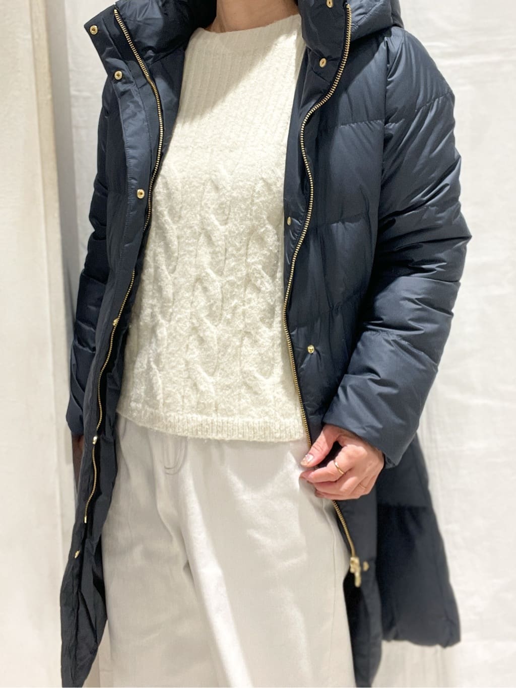 hiroさんの「grove｜【名品アウター/800FP・多機能】つつまれダウンロング」を使ったコーディネート