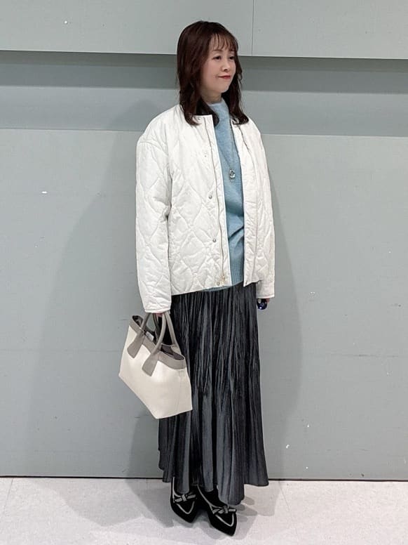 makiさんの「UNTITLED｜【大人な品格/ふわふわニット】フォックスカシミヤ コクーンニット」を使ったコーディネート