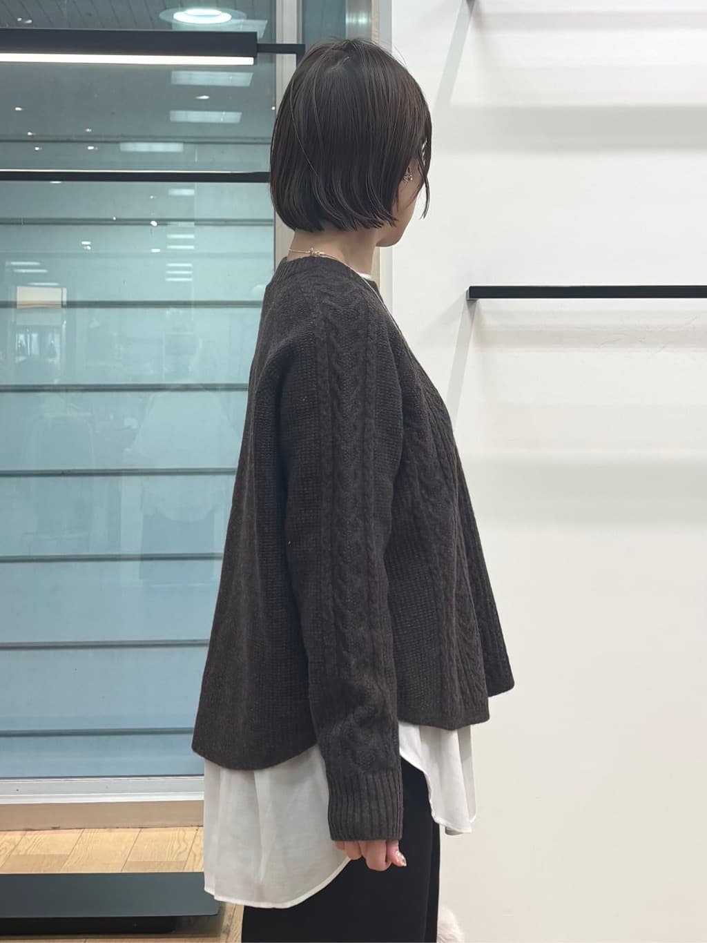 asamiさんの「INDIVI｜【洗える】ケーブルデザイン ラウンドヘムニット」を使ったコーディネート
