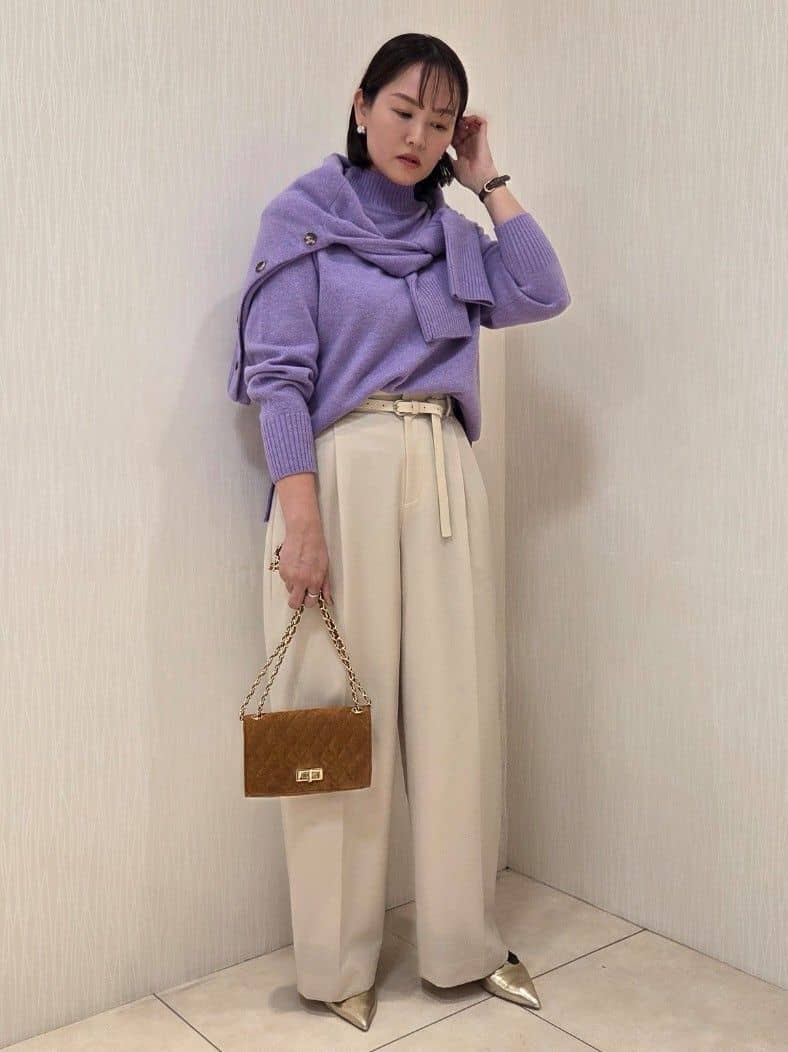 naokoさんの「UNTITLED｜【重ね着もおすすめ/洗える】ウールカシミヤ クルーネックニット」を使ったコーディネート