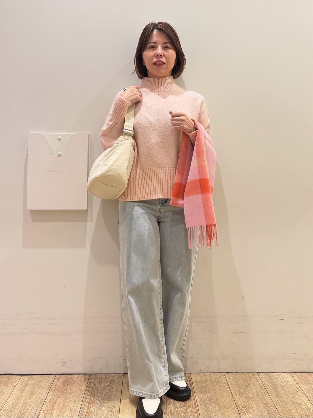 YUKOさんの「index｜《丈が選べる》デニムバギーパンツ【洗濯機洗い可】」を使ったコーディネート