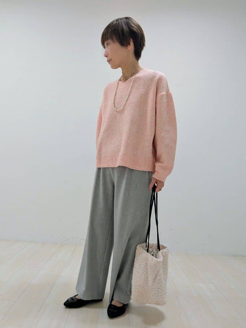 nishiさんの「Reflect｜【選べる5色／ゆったりシルエット】Vネックスパンコールニット」を使ったコーディネート