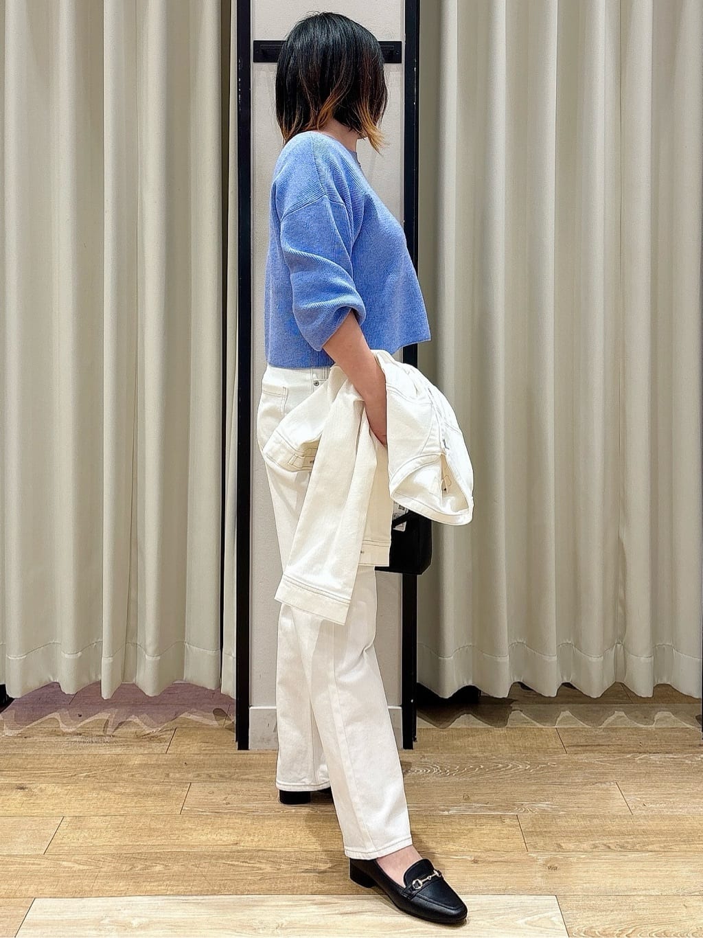 amamaさんの「grove｜【選べる着丈】大人のためのストレートデニムパンツ」を使ったコーディネート