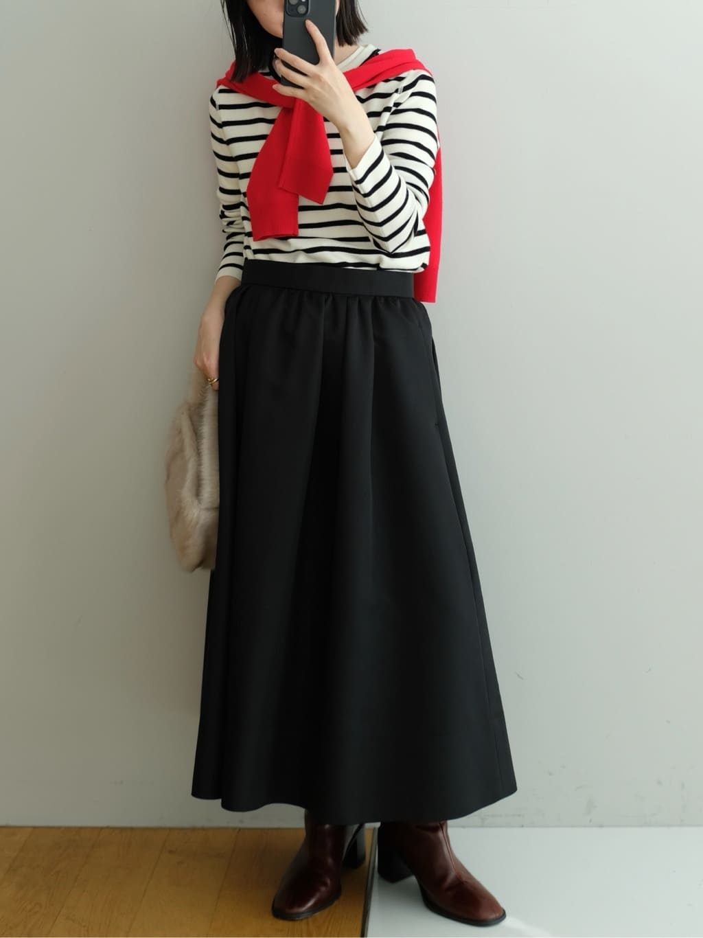 Kishimotoさんの「DRESSTERIOR｜◆ショートブーツ」を使ったコーディネート