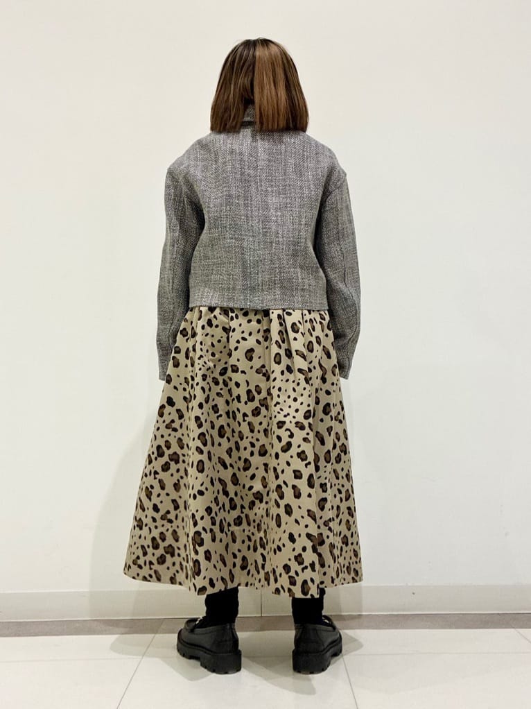 Reecoさんの「DRESSTERIOR｜ARTESANOS（アルテサノス）【別注】金具付きローファー」を使ったコーディネート