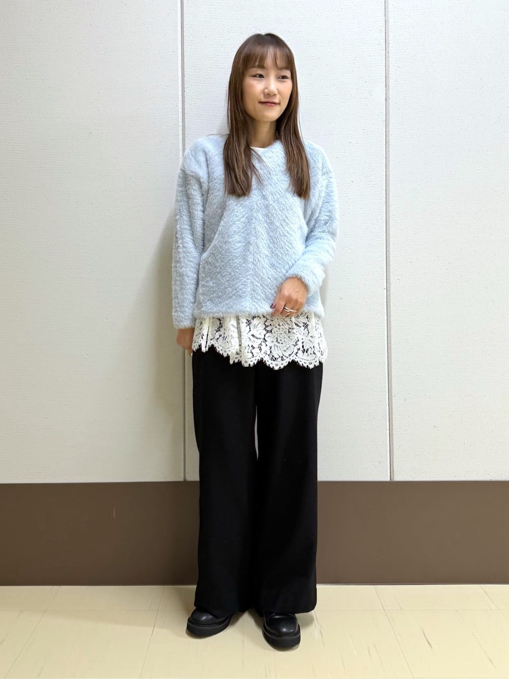 mamiさんの「INDIVI｜【洗える】エアリーシャギートップス」を使ったコーディネート