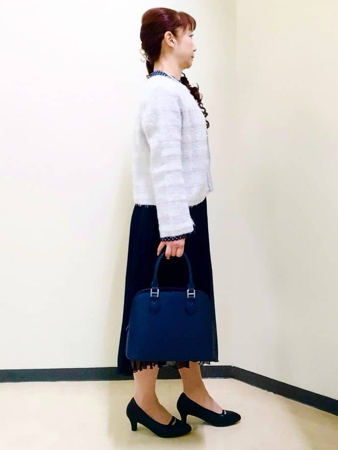 花さんの「Reflect｜【お食事会やお出かけに◎】ふんわりジャカード編みカーディガン」を使ったコーディネート