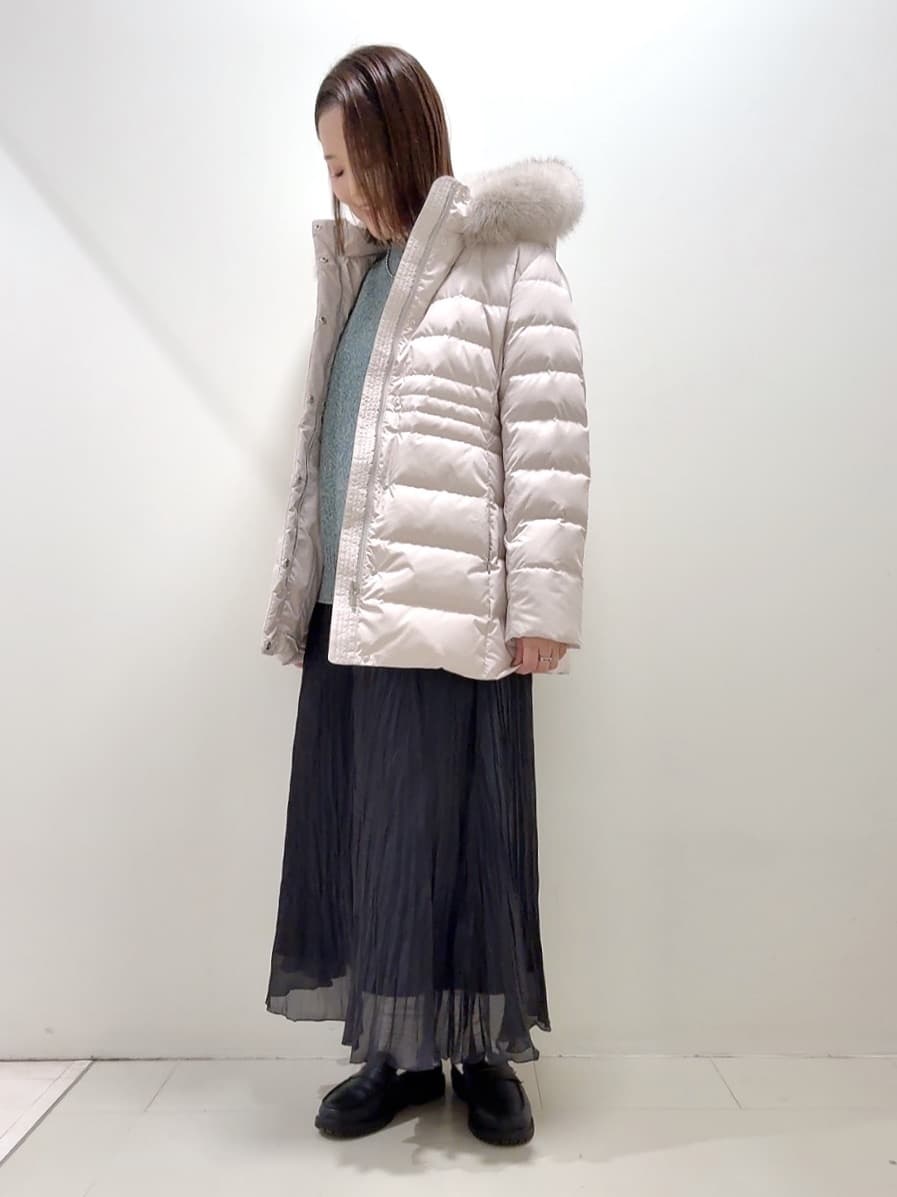 YUIさんの「UNTITLED｜【はっ水機能/フード取り外し可】ミディダウンコート」を使ったコーディネート