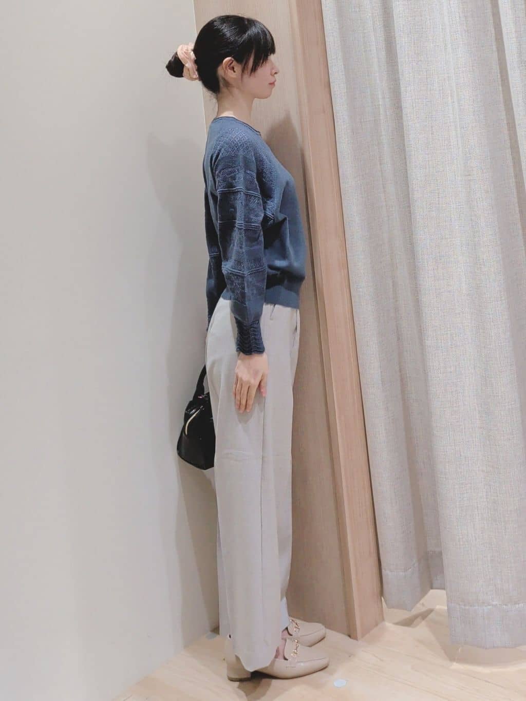Yuiさんの「grove｜【最終お値下げ！！】袖レース編みラグランスリーブニット」を使ったコーディネート