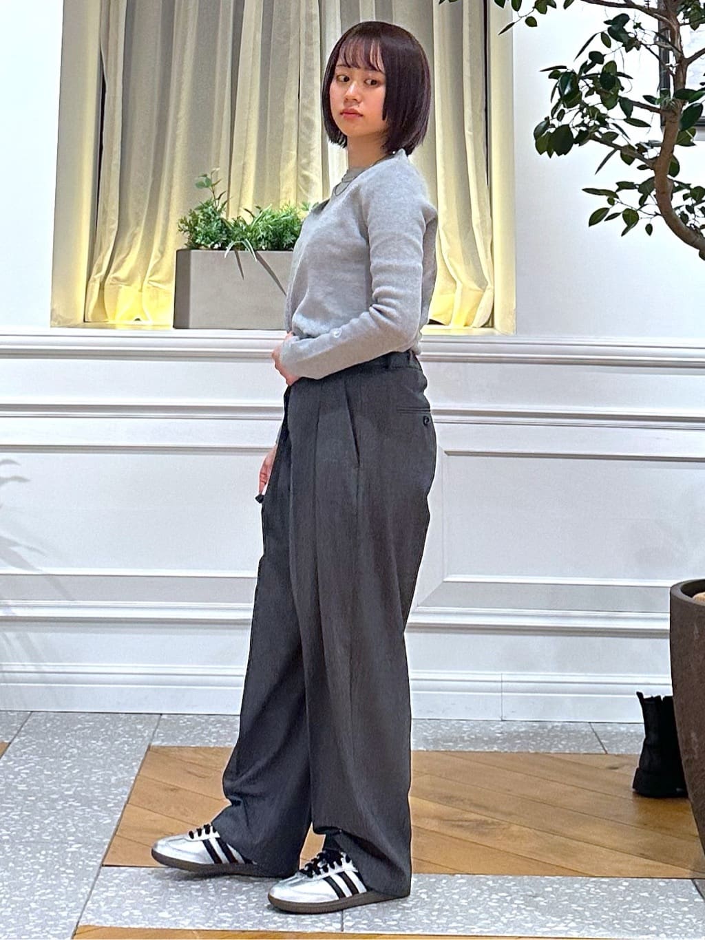 なべこさんの「DRESSTERIOR｜◆【ウォッシャブル】ラメコットンカシミヤニット」を使ったコーディネート