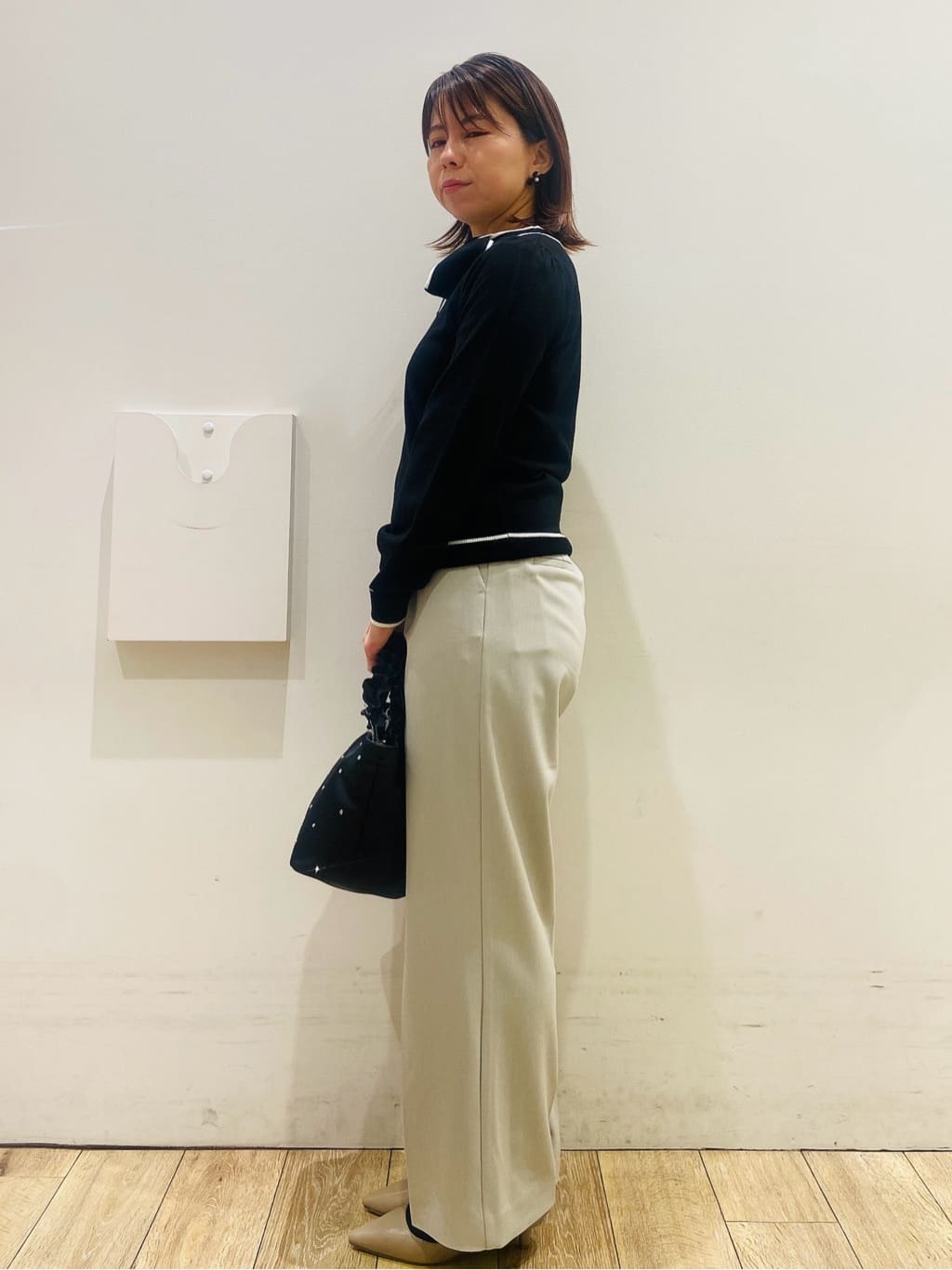 YUKOさんの「index｜サイドリボンバイカラーニット【洗濯機OK】」を使ったコーディネート