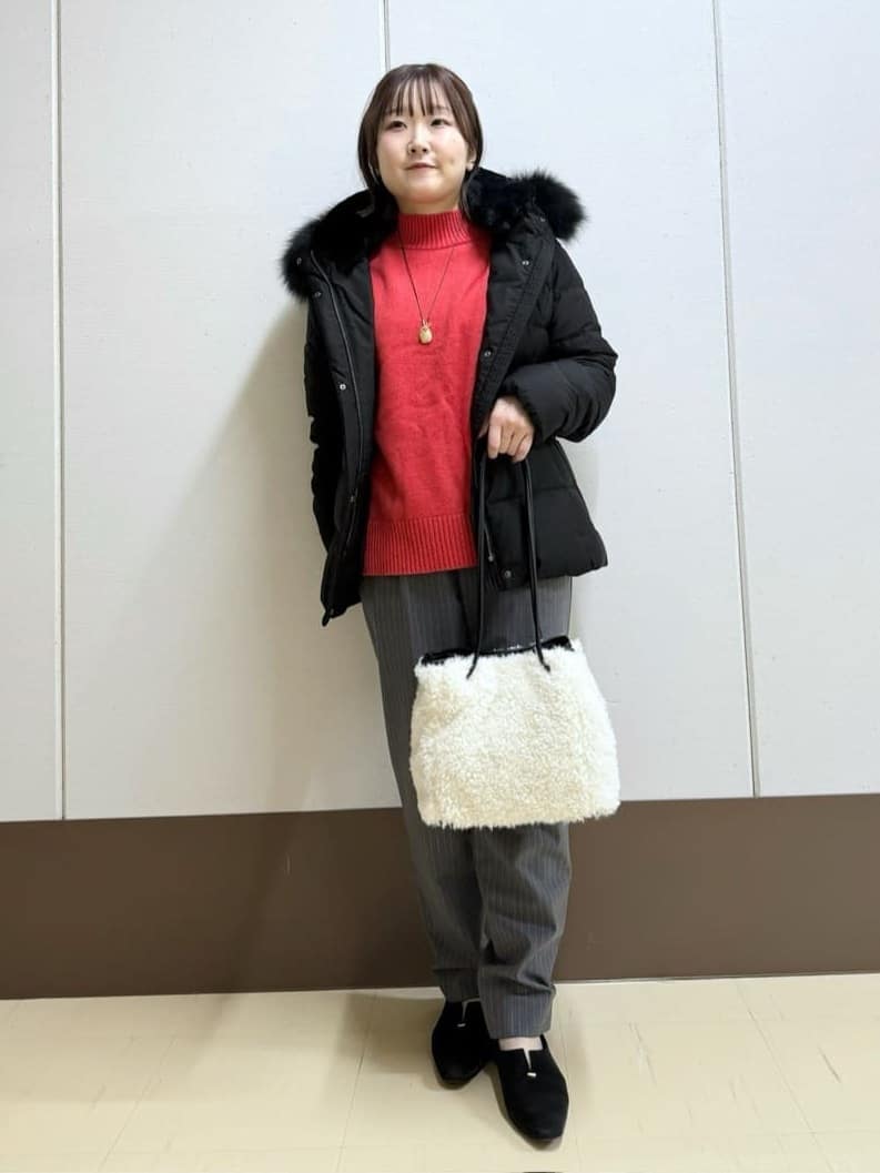 Rikoさんの「INDIVI｜【カシミヤ混】ミドルゲージ ハイネックニット」を使ったコーディネート