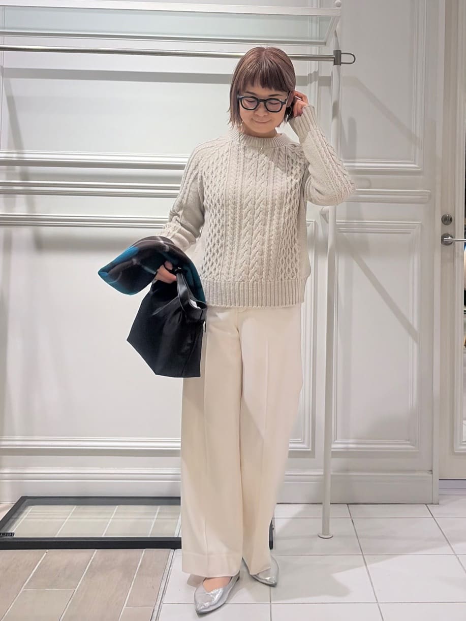 AKKOさんの「UNTITLED｜【洗える】スポンディッシュ ケーブル柄ニット」を使ったコーディネート