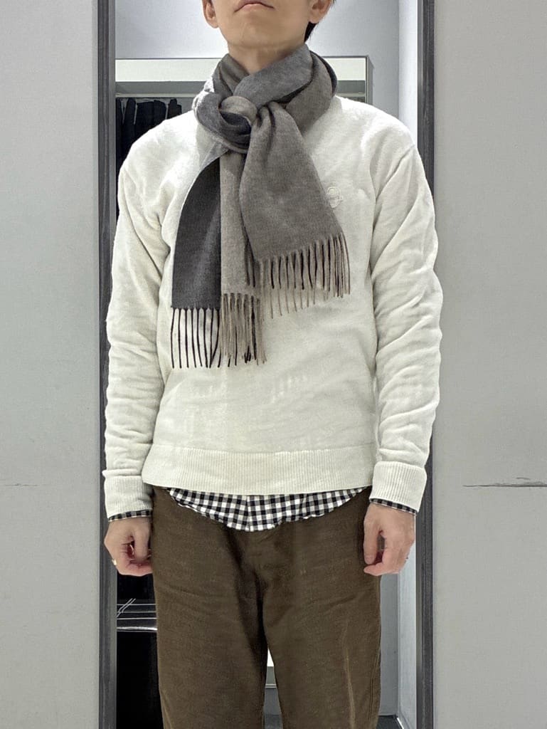 わいずみさんの「TAKEO KIKUCHI｜【Air Palette Knit】ワンポイント カラーニット プルオーバー」を使ったコーディネート