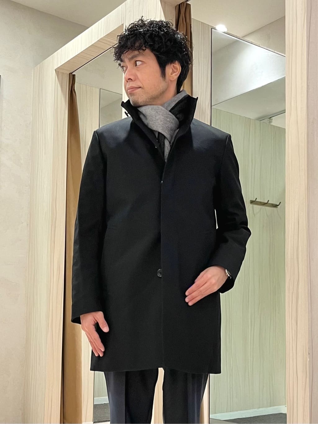 URAさんの「TAKEO KIKUCHI｜【ダウンライナー付き】ドビースタンドカラーコート」を使ったコーディネート