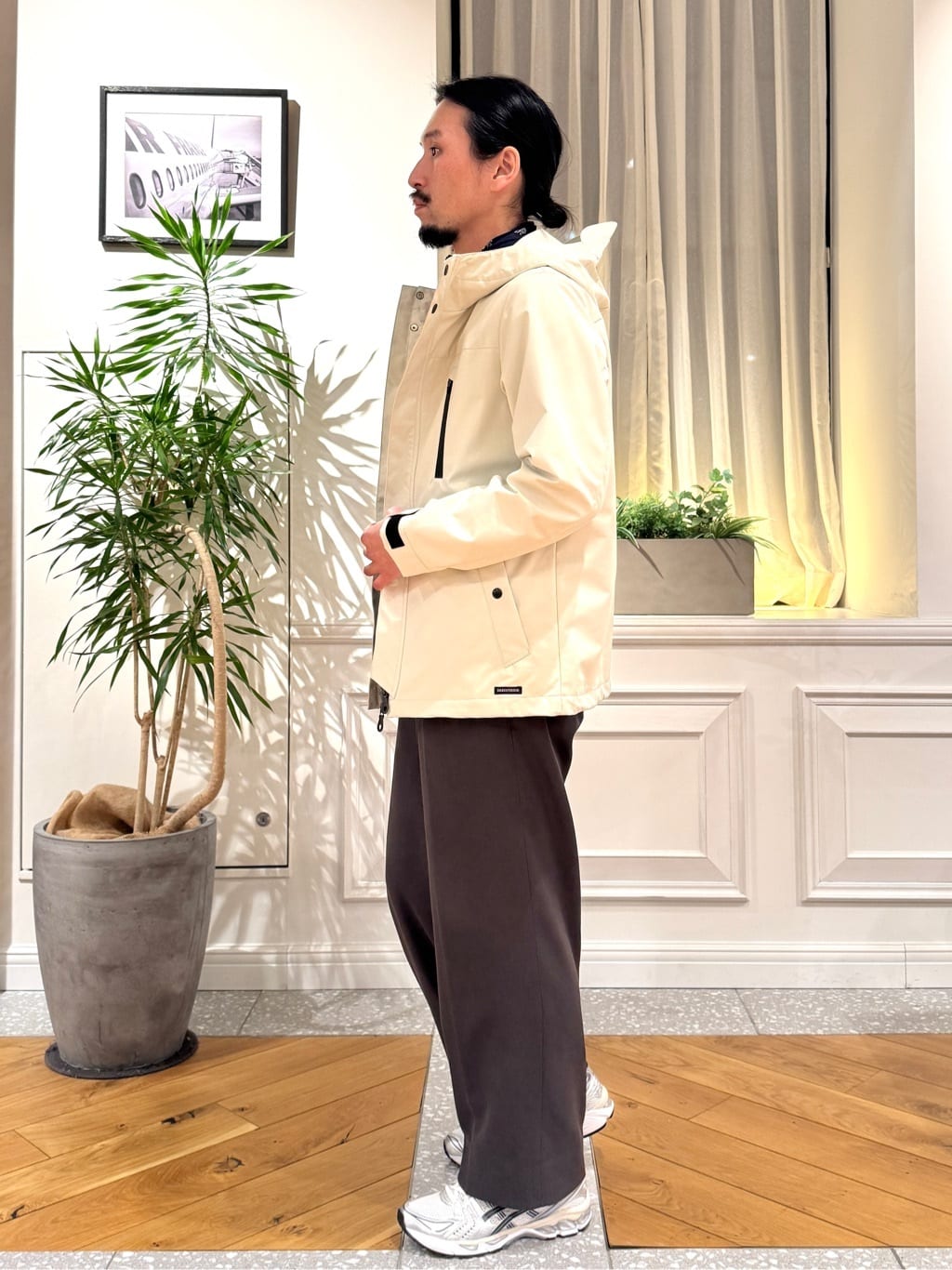 kawarataniさんの「DRESSTERIOR｜【防水/透湿素材/ウォッシャブル】ウォータープルーフ マウンテンパーカー」を使ったコーディネート