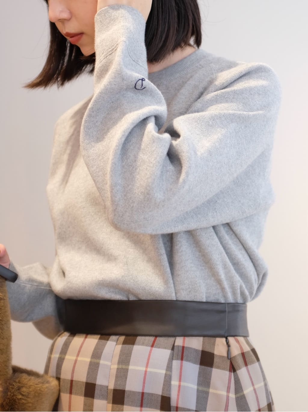 Kishimotoさんの「DRESSTERIOR｜◆チェックタックソフトプリーツスカート」を使ったコーディネート