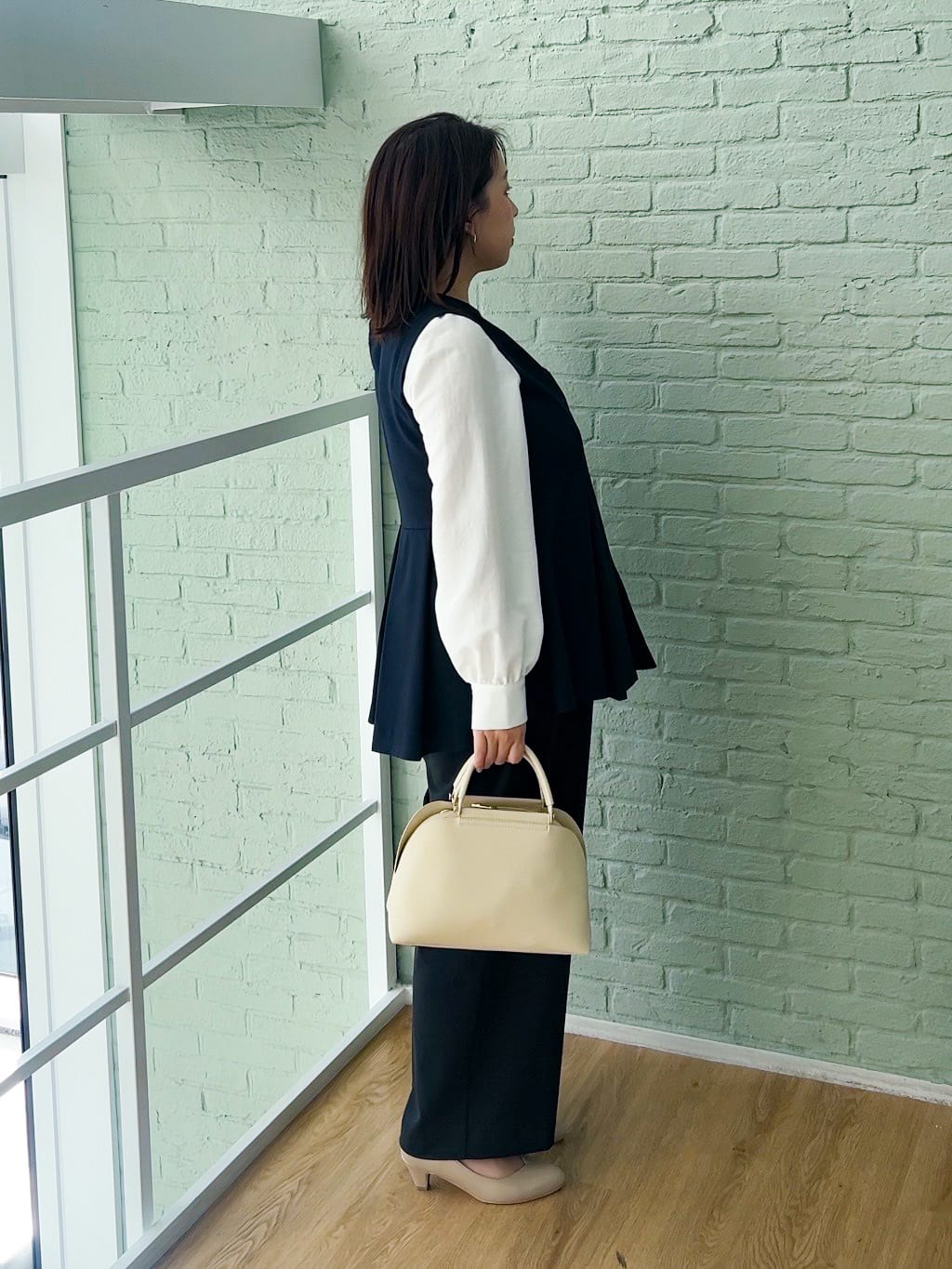 ちびゆきさんの「grove｜【マシンウォッシュ/防シワ】袖ドッキングペプラムブラウス【着回しカセット】」を使ったコーディネート