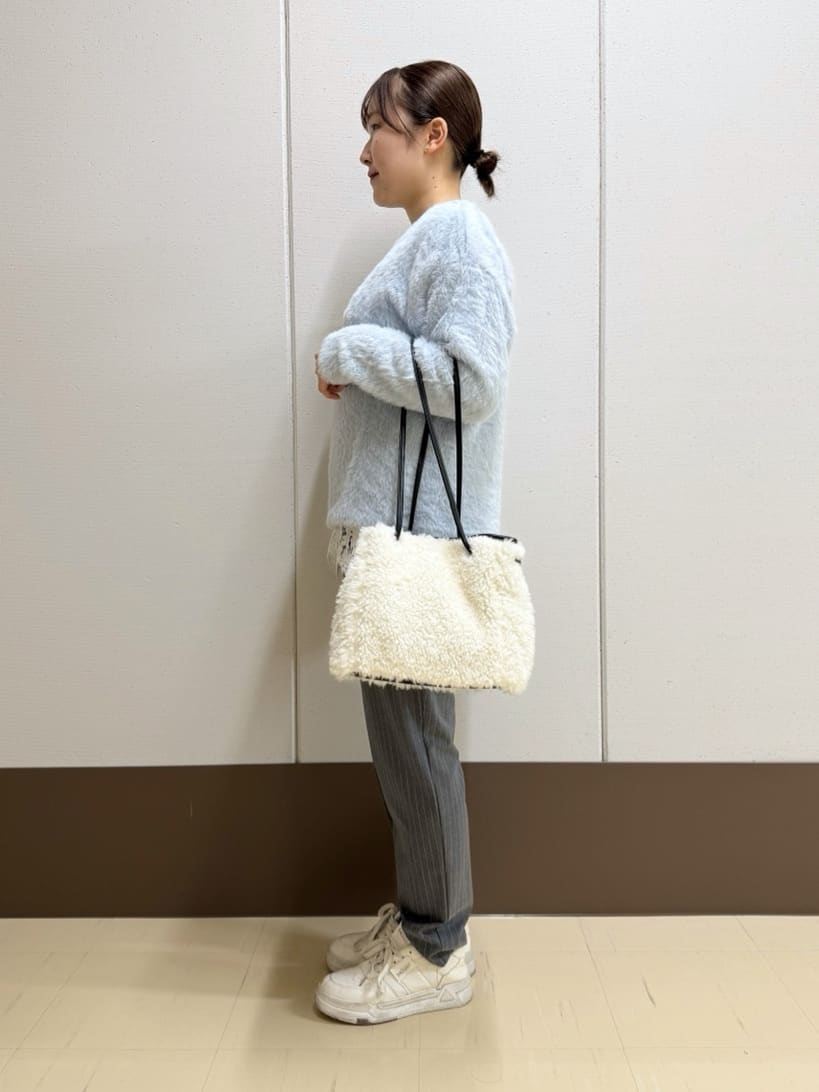 Rikoさんの「INDIVI｜【レイヤードにおすすめ】レース切り替えカットソー」を使ったコーディネート