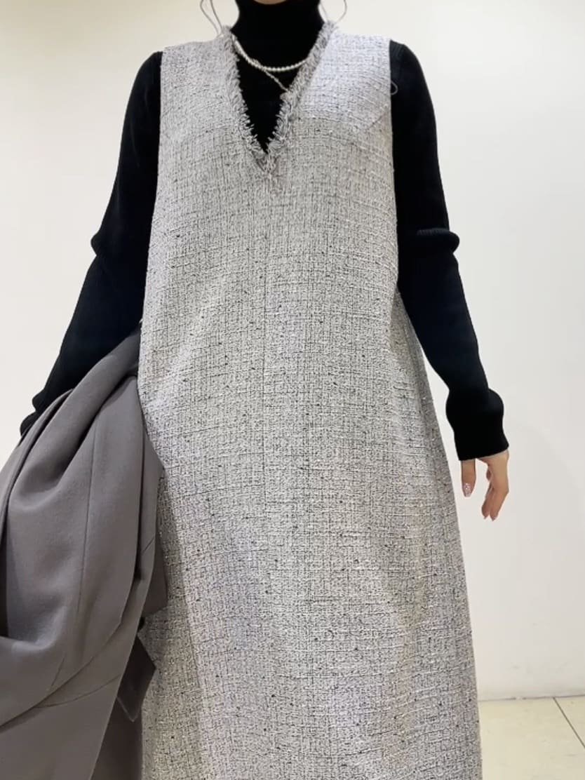 watanabeさんの「UNTITLED｜【洗える/細見え】ツイード ジャンパースカート」を使ったコーディネート