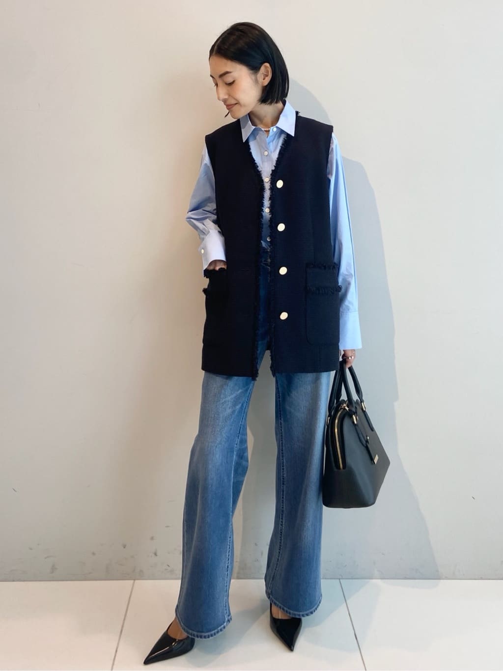 AYAさんの「UNTITLED｜【オンオフ使える】スラブツイード ジレ」を使ったコーディネート