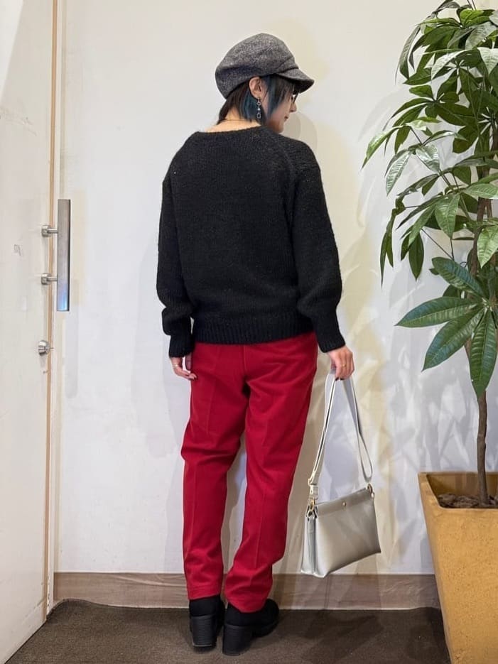 misakiさんの「SHOO･LA･RUE｜【洗濯機可/S-LL】美脚見え あったか裏起毛 テーパードパンツ」を使ったコーディネート