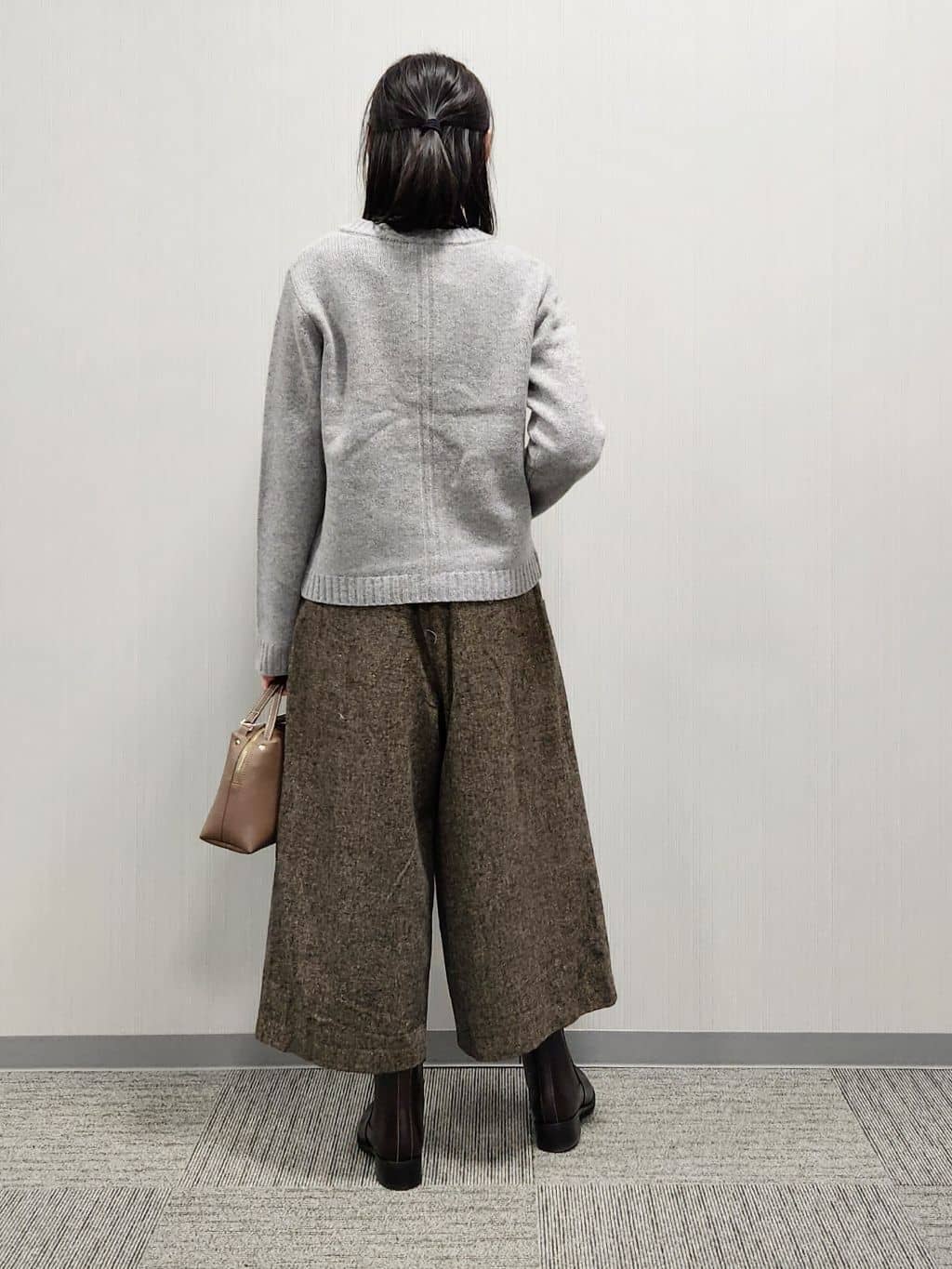 naraさんの「Dessin｜ウールカシミヤカーディガン」を使ったコーディネート