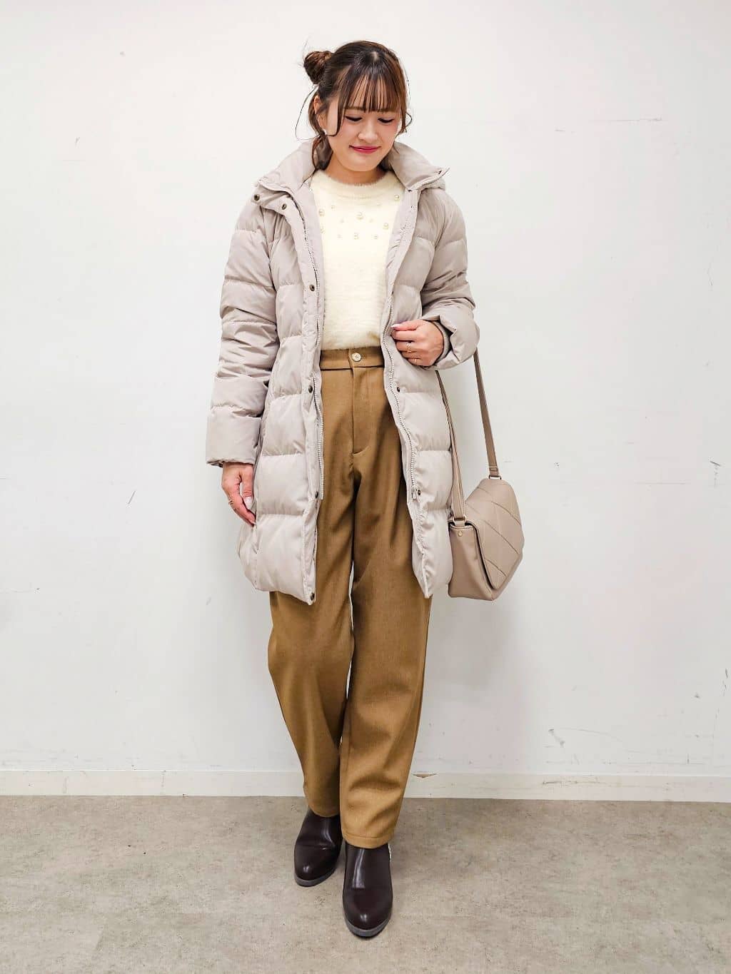 ゆゆさんの「SHOO･LA･RUE｜【洗濯機可/撥水】フェイクファーフード ロングダウン」を使ったコーディネート
