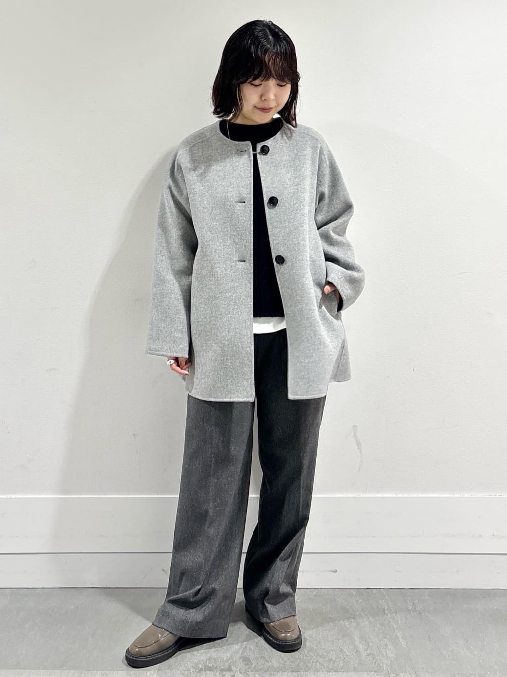 モエカさんの「UNTITLED｜【ミディ丈/軽やか】セミラグランリバー コート」を使ったコーディネート