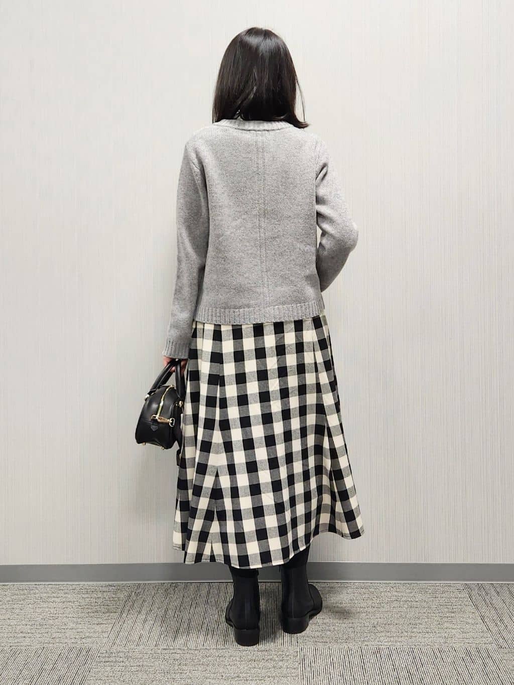 naraさんの「Dessin｜ウールカシミヤカーディガン」を使ったコーディネート