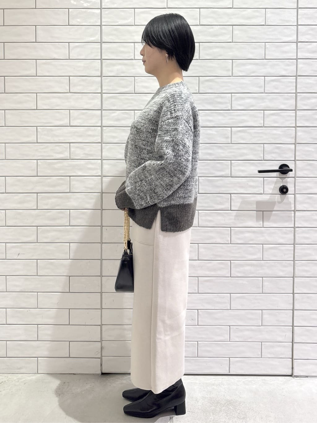 ayumiさんの「OPAQUE.CLIP｜カラーMIXミドルゲージニット【洗濯機OK】」を使ったコーディネート