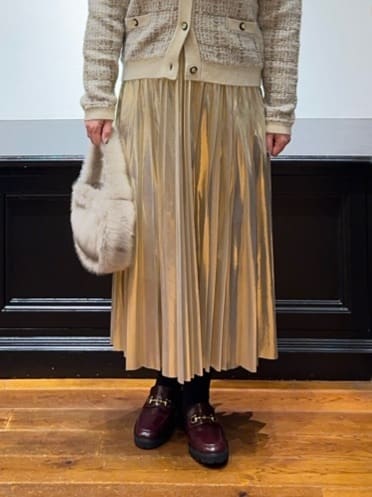 Asamiさんの「DRESSTERIOR｜【インナー使いに最適/しっとり暖かな吸湿発熱素材】タートルネックプルオーバー」を使ったコーディネート
