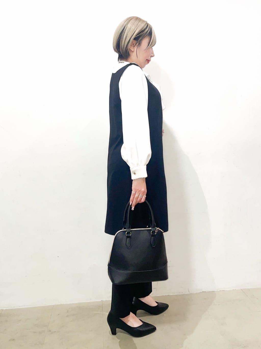 Ricoさんの「SHOO･LA･RUE｜【洗濯機可/セットアップ可/S-3L】きちんと楽に。カットジョーゼット ロングジレ」を使ったコーディネート
