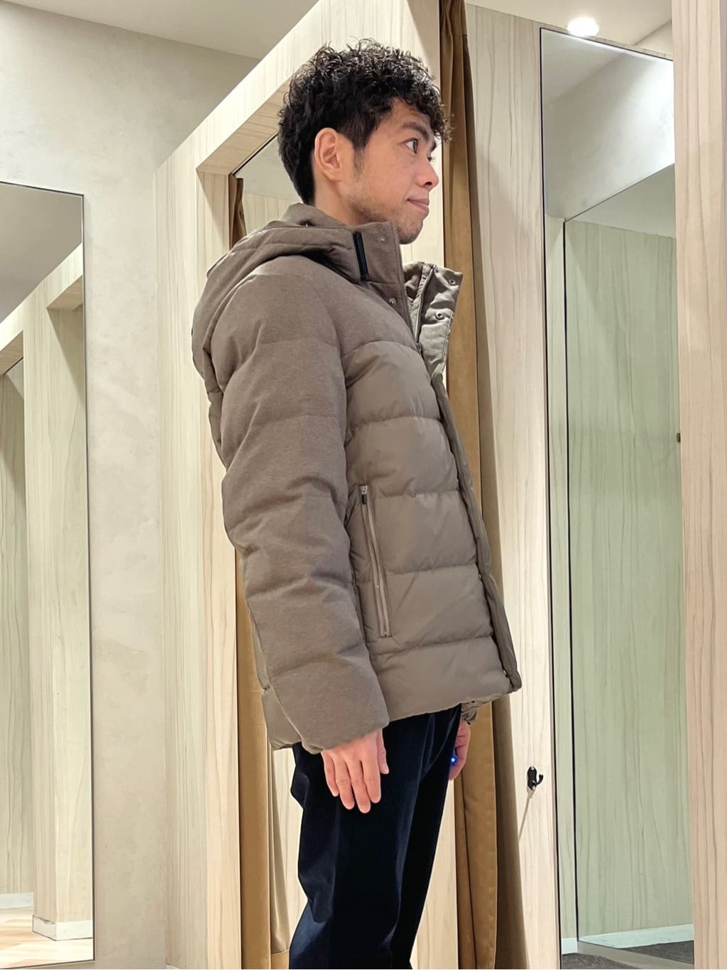 URAさんの「TAKEO KIKUCHI｜カラーコンビ ダウンブルゾン」を使ったコーディネート