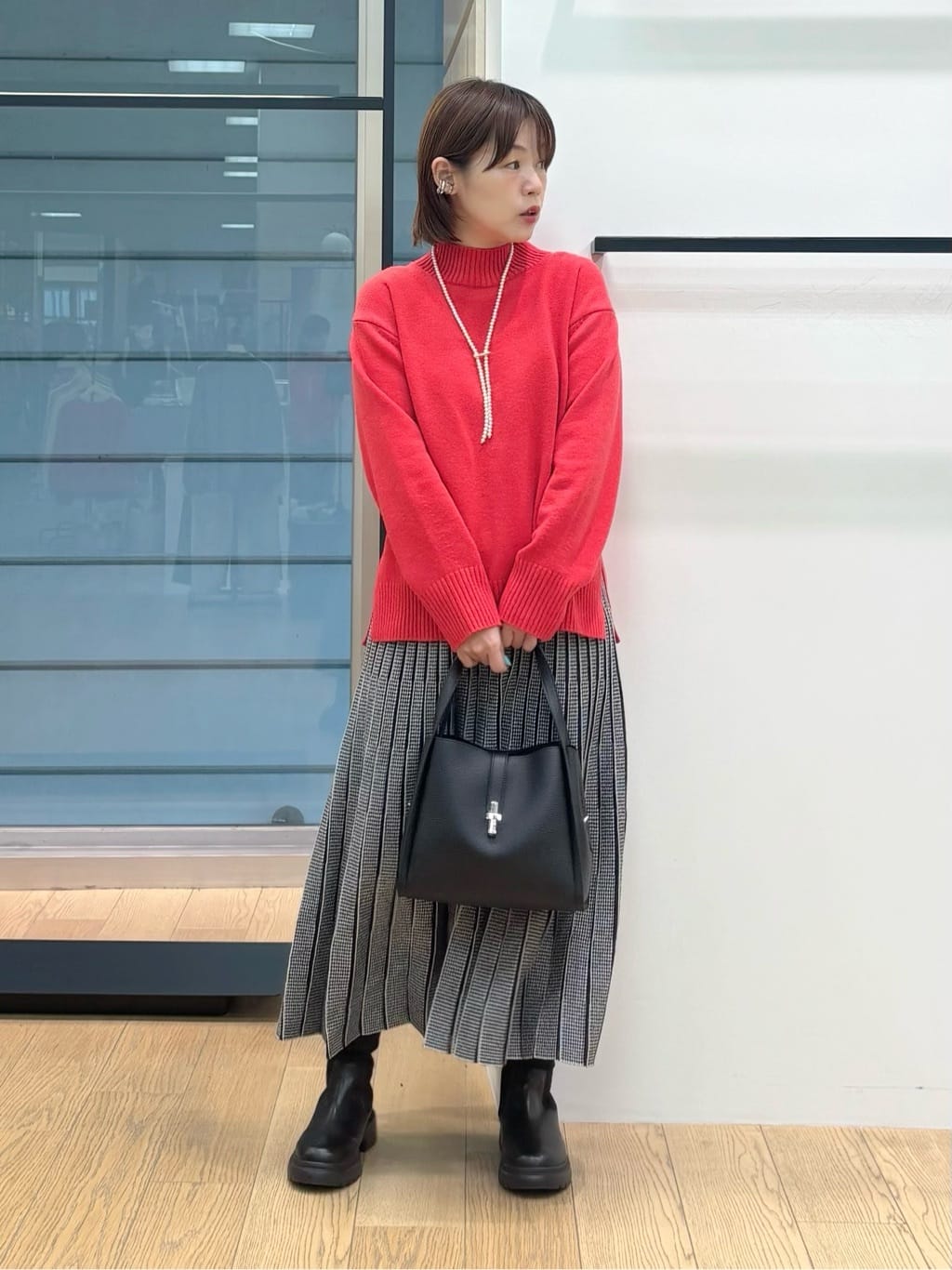 asamiさんの「INDIVI｜【カシミヤ混】ミドルゲージ ハイネックニット」を使ったコーディネート