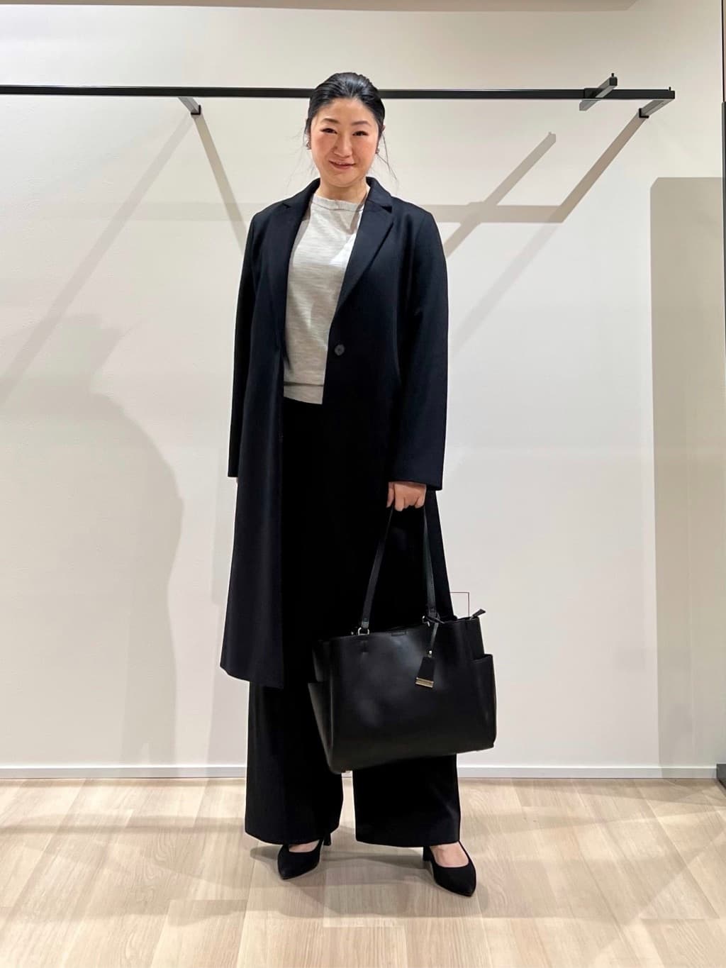 TOMOMIさんの「UNTITLED｜【スタイリッシュ／オンオフ兼用】ウールチェスターコート」を使ったコーディネート