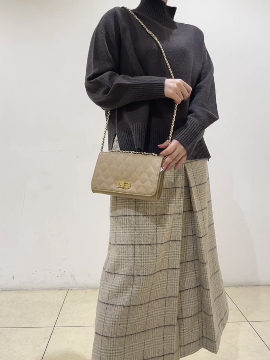 watanabeさんの「UNTITLED｜【8色展開/洗える】ウールカシミヤ ハイネックニット」を使ったコーディネート