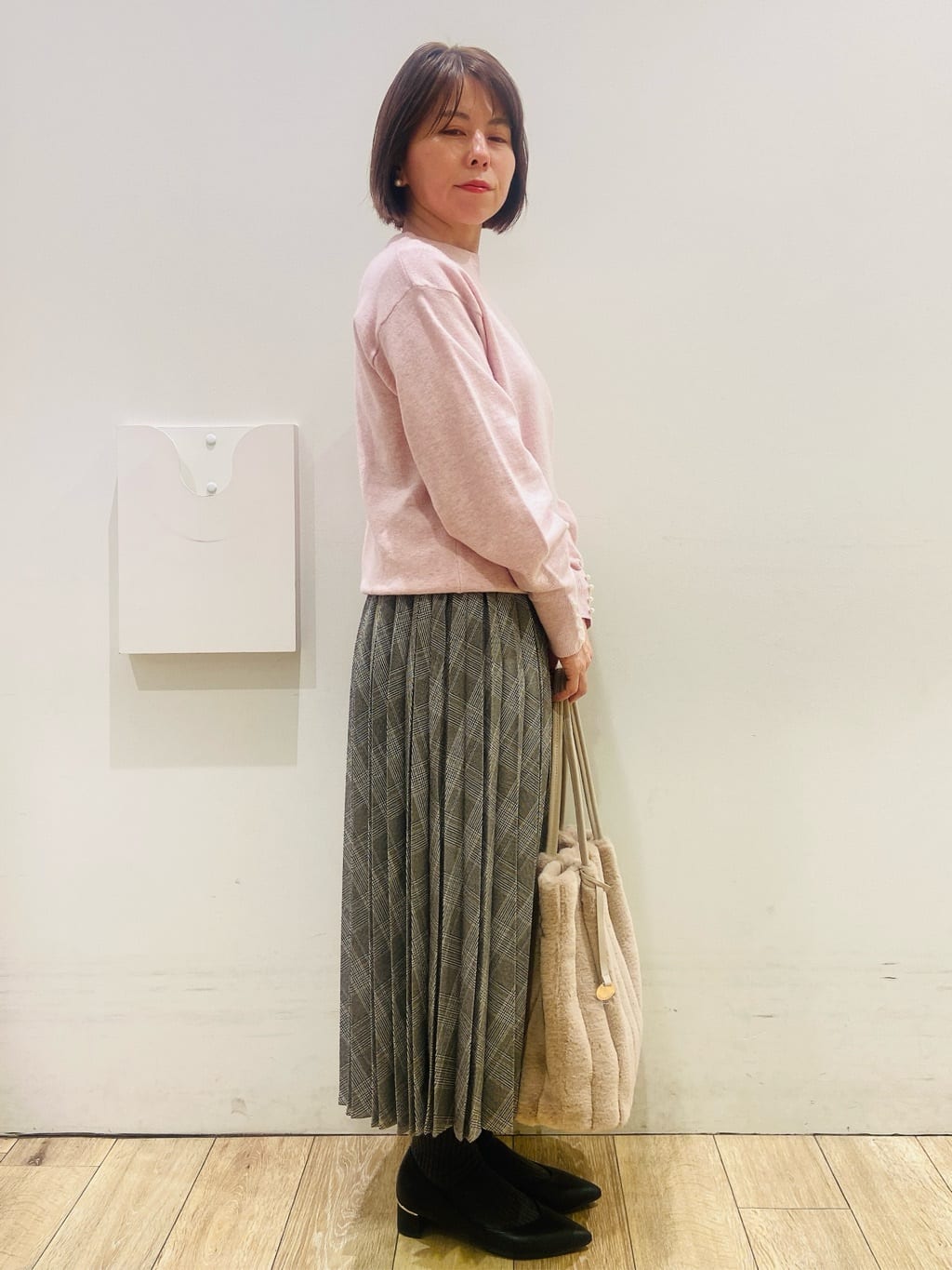 YUKOさんの「index｜ふんわりボトルネックパフスリーブニット【洗濯機OK】」を使ったコーディネート