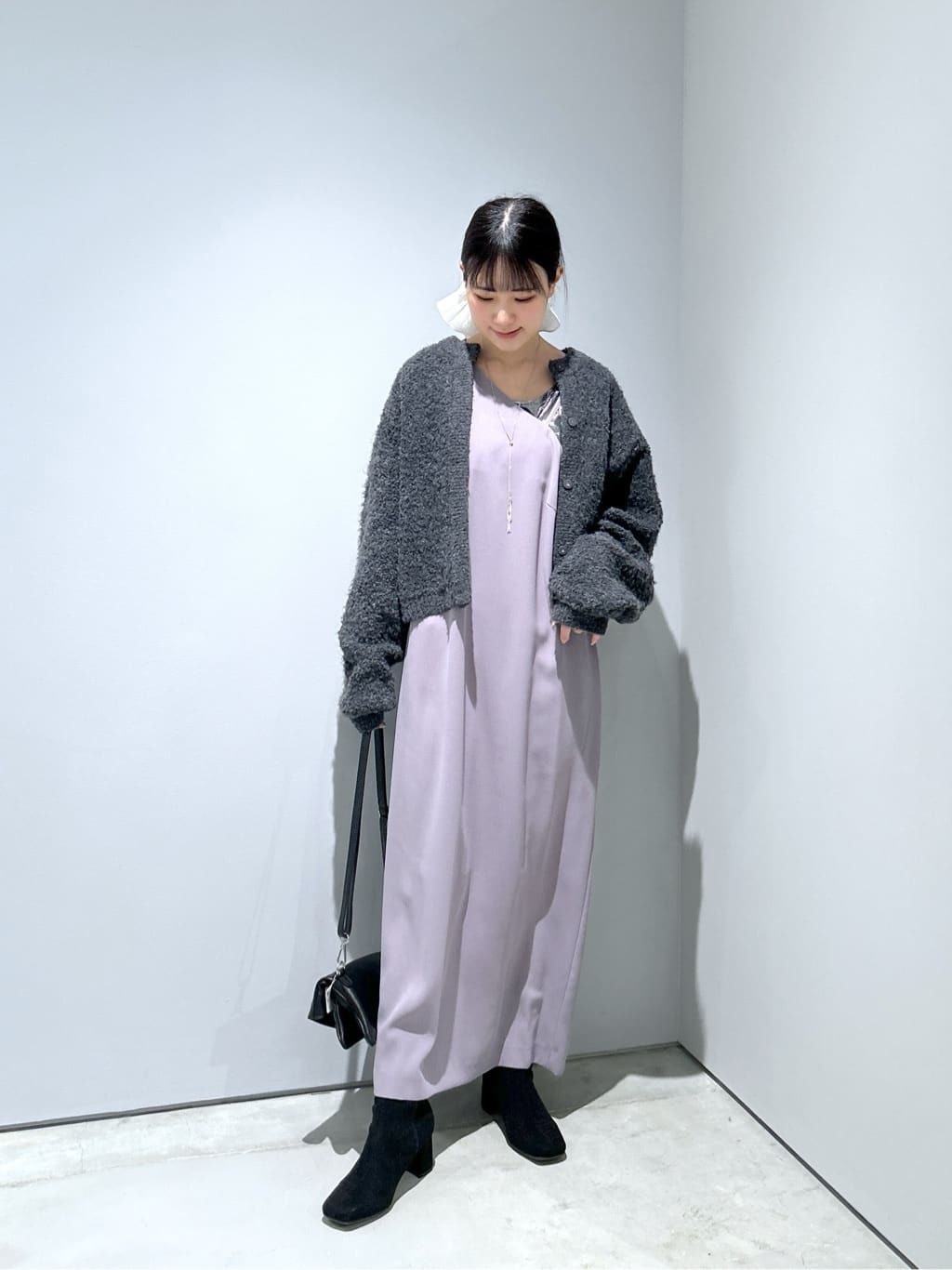 Renoさんの「INDIVI｜ワンショルダーワンピース」を使ったコーディネート